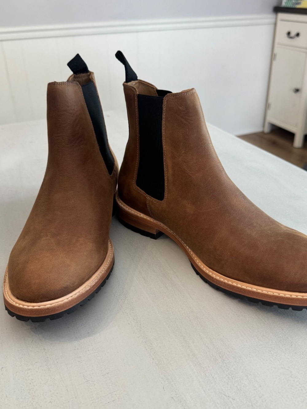 Nisolo Men's Marco Everyday Chelsea Leather Boots in Tobacco Sz 10.5 NIB - Picture 2 of 14